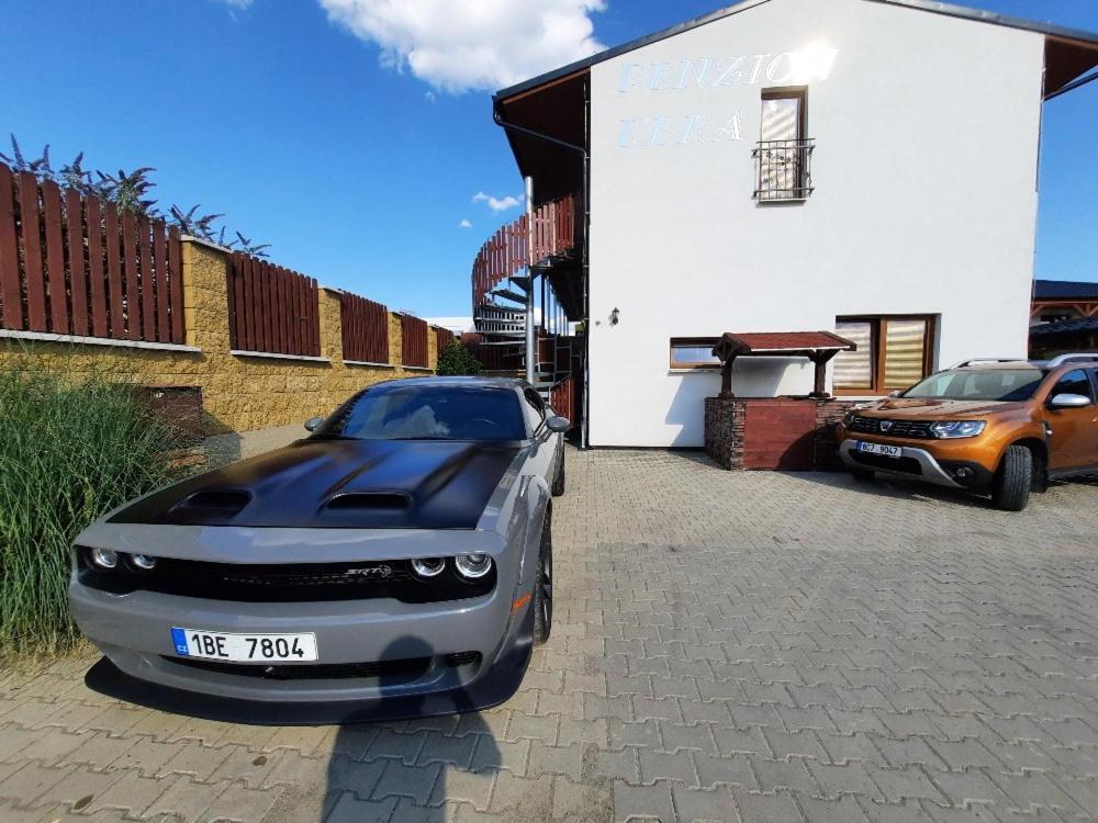 Penzion Kera Rosice Exterior foto